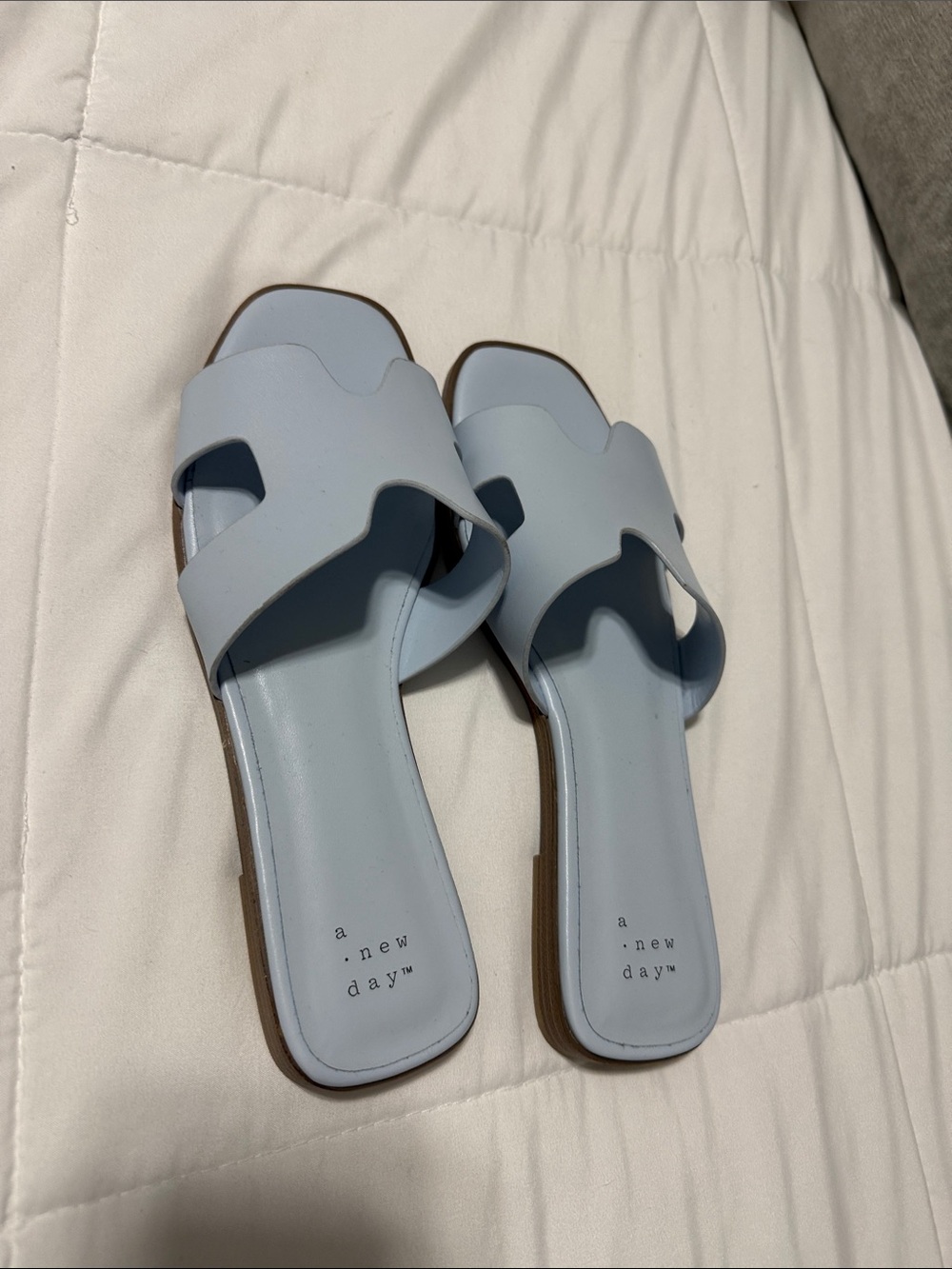 a new day Powder Blue Slide Sandals - Women's Open-Toe Casual Slides NWOT - Picture 4 of 6